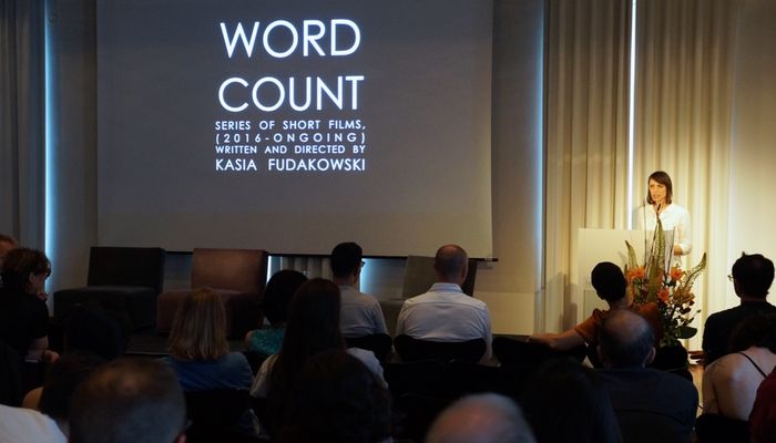 Artist Talk with Kasia Fudakowski at ICI Berlin. (photo: ICI Berlin)