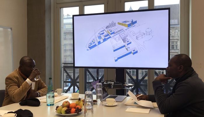 Meeting with representatives of the Humboldt Forum. Discussion on “Future Display of Art from Africa at the Humboldt Forum”. (photo: Hannah Baader)