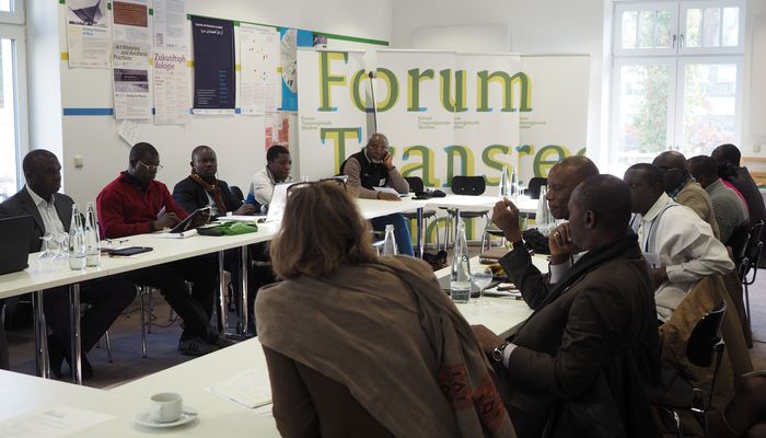 Workshop and lectures at the Forum Transregionale Studien Berlin. (photo: Claudia Pfitzner)