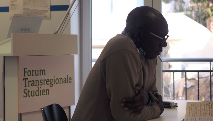 Babacar Mbaye Diop (Université Cheikh Anta Diop de Dakar) on “Teaching Art History and Doing Research in Senegal”. (photo: Claudia Pfitzner)