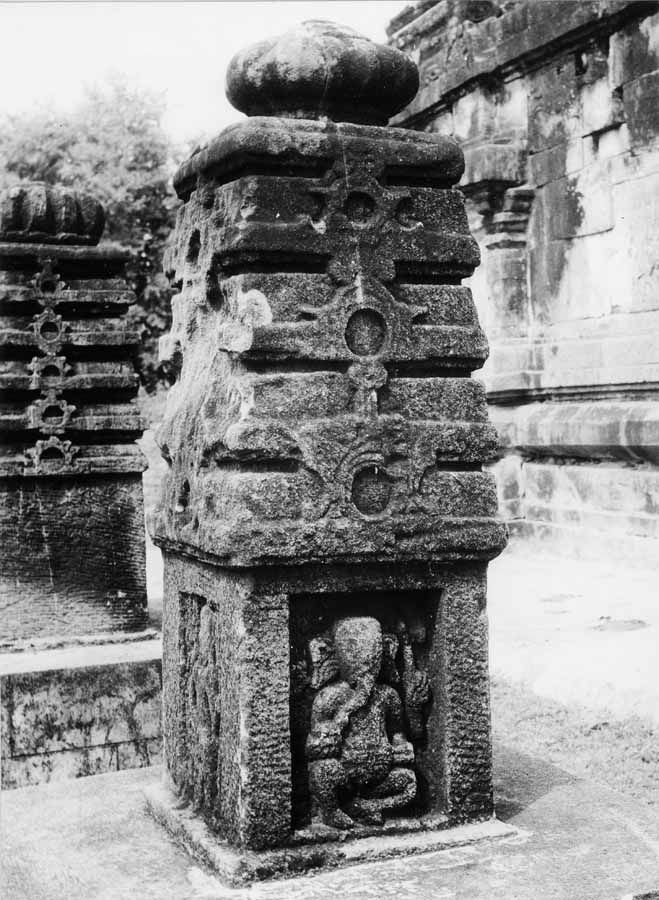 Kadamara Kalava, India, Miniature Shrine, 7th Century CE. Courtesy: American Institute of Indian Studies.